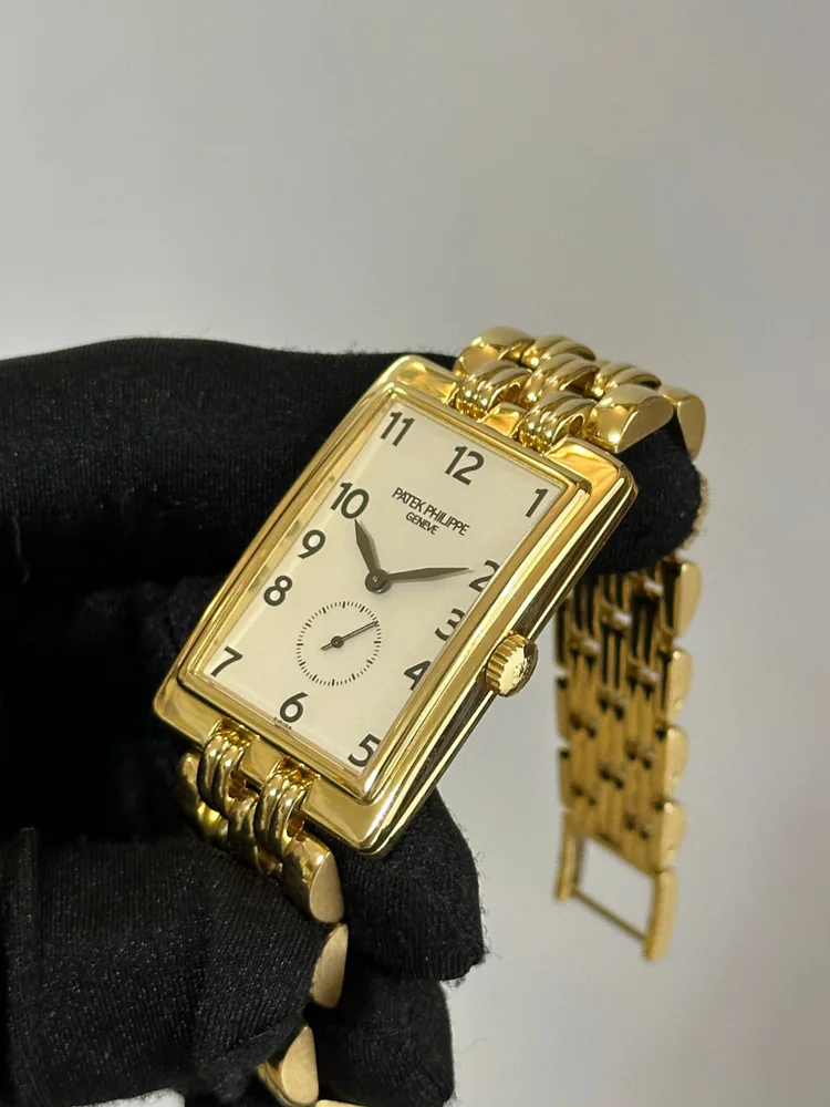 Patek Philippe Gondolo 18K Yellow Gold 5009/1J-051